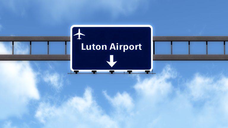 Aéroport de Londres-Luton : le guide du terminal unique
