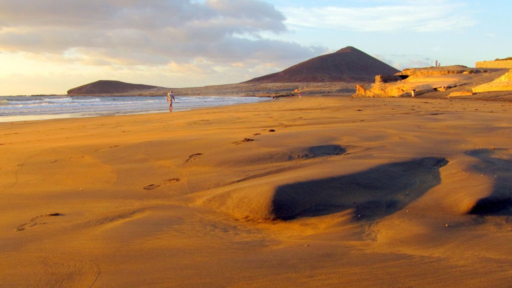 Bus <span>dall’Aeroporto di Tenerife Sud ad<br> Arona, Adeje, Alcale e Los Gigantes</span> – temporaneamente sospeso