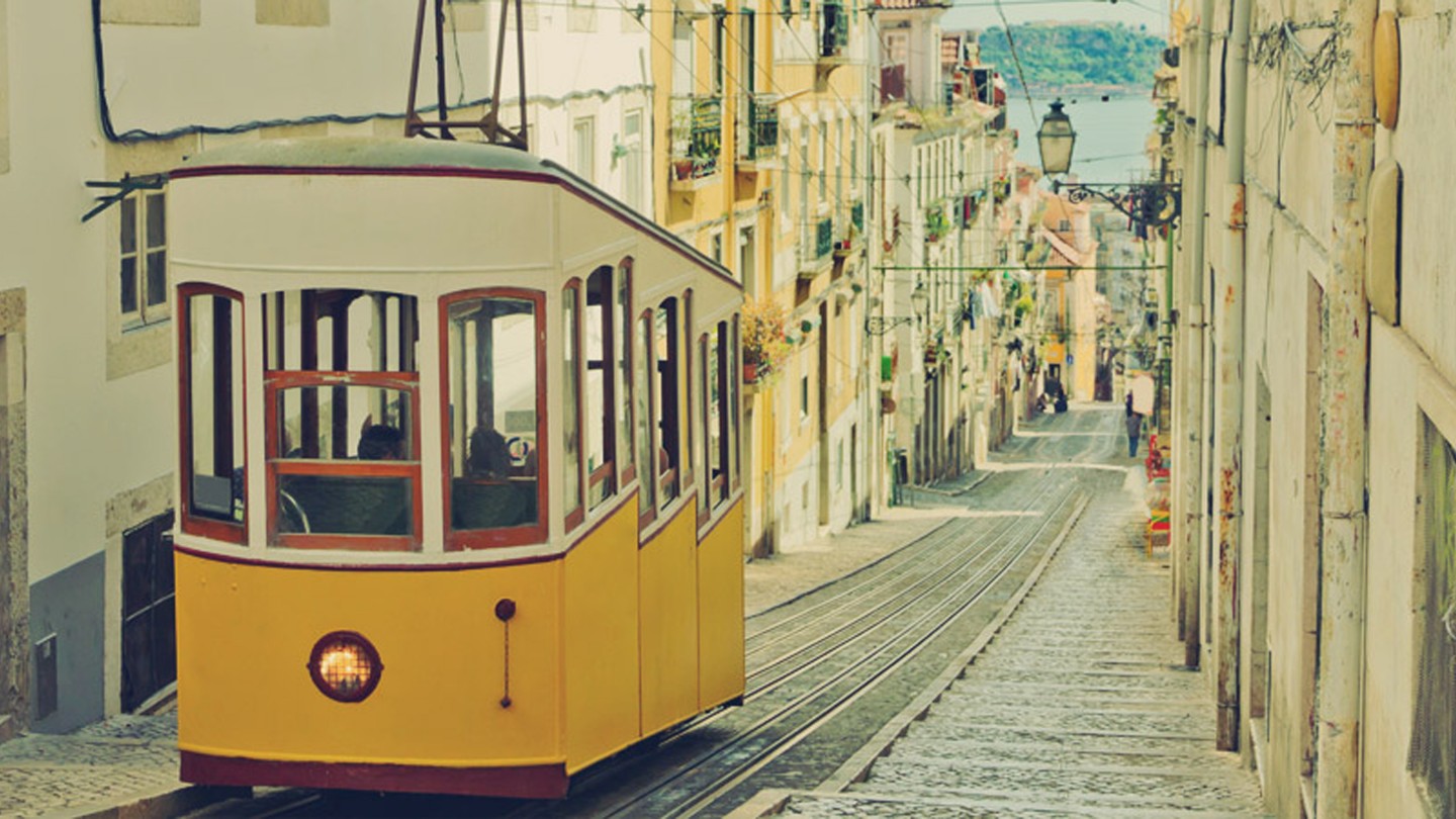 WYCIECZKA PO LIZBONIE visual data 3