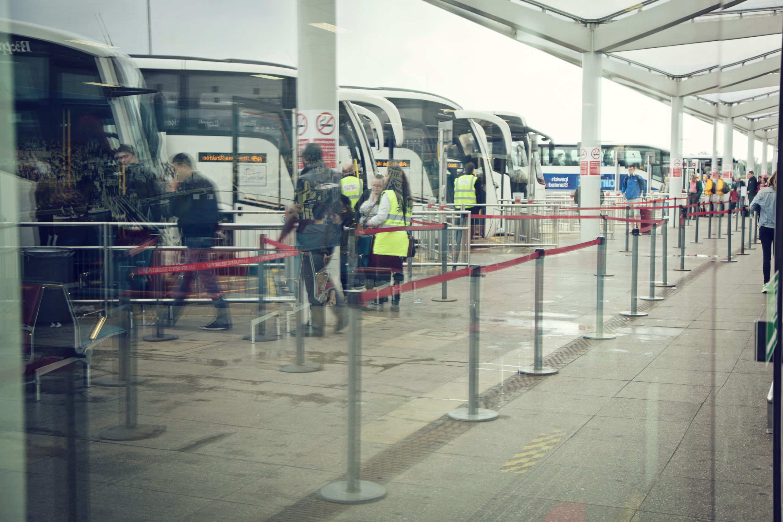 Vision Stanstead Ile terminali znajduje się na lotnisku Stansted? | Terravision Polska