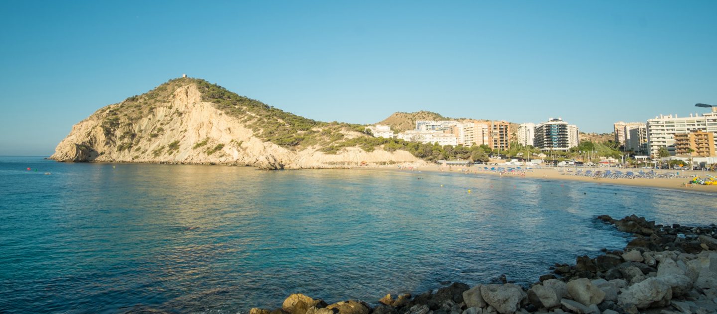 Bus Alicante Airport - La Cala de Finestrat centre. Prices ...