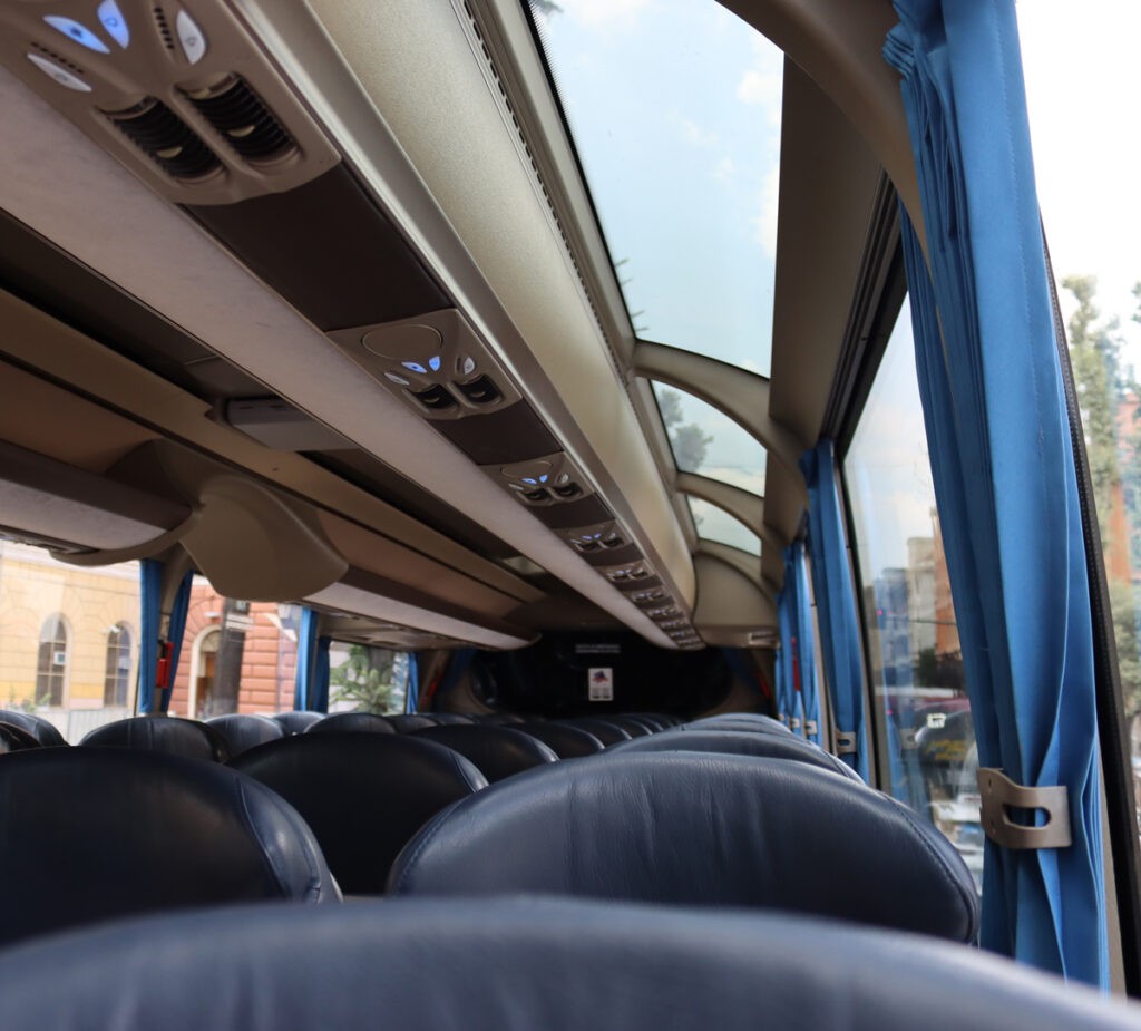 Bus Crete Heraklion airport (HER) – Crete <font size="2"> (door to door)</font>